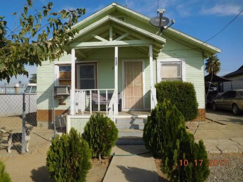 117 Stanislaus St, Avenal, CA 93204-1238