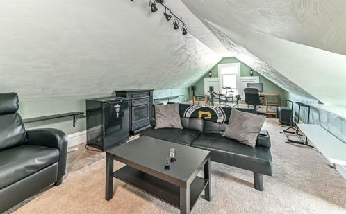 412 North Ave, Verona PA  15147-1410 exterior