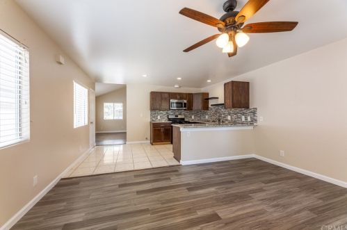 610 Almond Ave, Long Beach CA  90802-1746 exterior