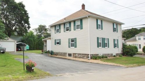 58 Waltham St, Maynard, MA 01754-2435