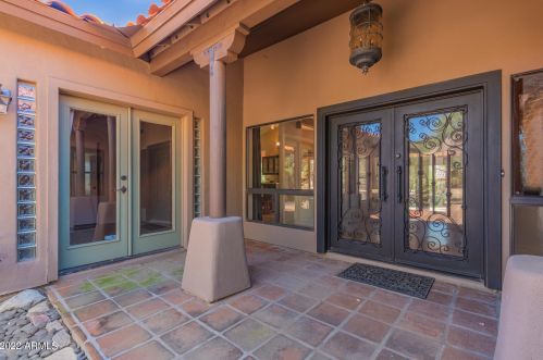 7839 Dixileta Dr, Scottsdale AZ exterior