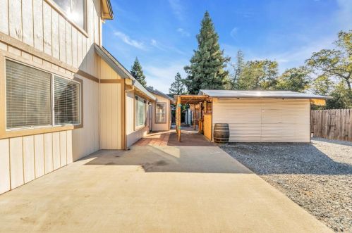 6364 David Ave, Loomis CA  95650-9568 exterior