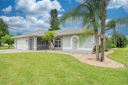 56 White Marsh Ln, Placida, FL 33947-2179