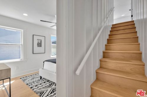 307 Fernando St, Newport Beach CA  92661-1236 exterior