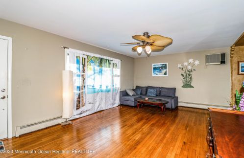 602 Ranger Dr, Lacey NJ  08731-1901 exterior