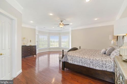 19372 Ml Dm Pl, Leesburg VA 20176-1637 exterior