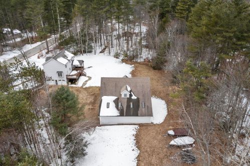 39 Arabian Way, Chester, NH 03036-4191