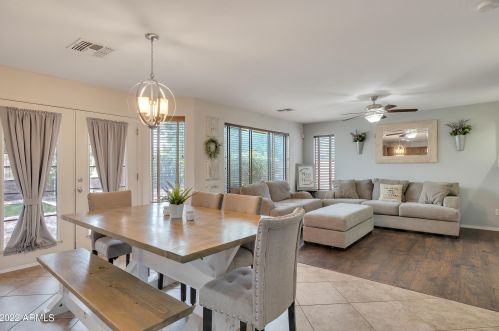 9417 Pioneer St, Tolleson AZ  85353-1504 exterior