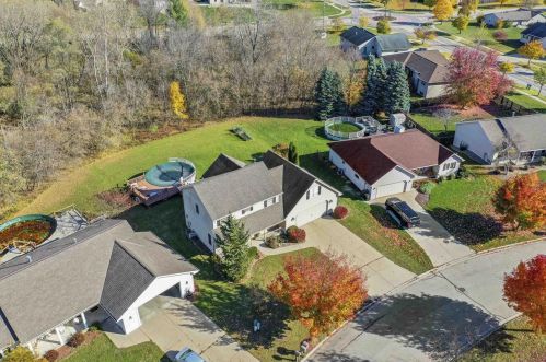 2922 Copper Mountain Ct, Green Bay WI  54313-3207 exterior