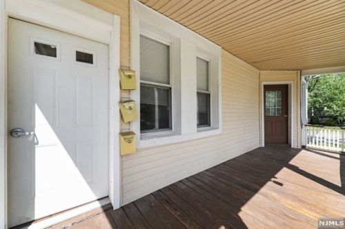 131 Claremont Ave, Montclair NJ  07042-3616 exterior