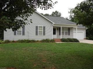5009 Natalie Temple Ln, Winston Salem, NC 27105-9809