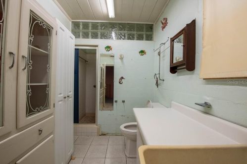 717 Palmer St, Orlando FL  32801-4040 exterior