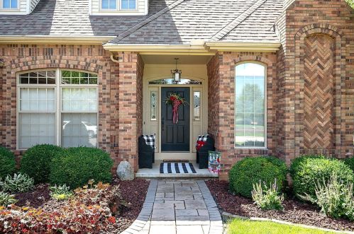 1365 Woodridge Rd, Marion, OH 43302-9745