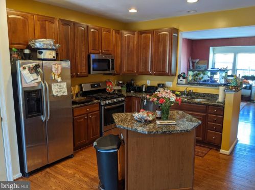 112 South Ave, Swedesboro NJ  08085-1686 exterior