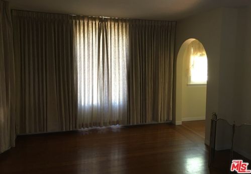 437 Iris St, Redwood City, CA 94062-2052