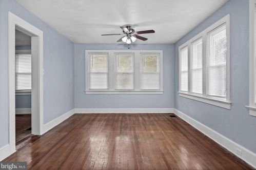 302 Franklin Ave, Beverly NJ  08010-1808 exterior