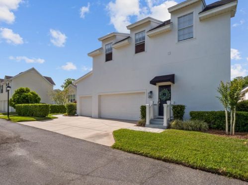 1070 Nash Dr, Kissimmee FL  34747-4319 exterior