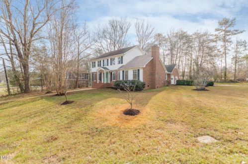 2403 Northern Bnd, Burlington, NC 27217-3123