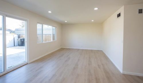 2014 Monticello Ave, Modesto CA  95350-2913 exterior