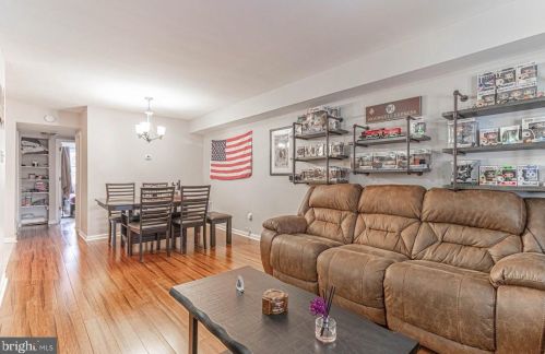 10829 Academy Rd, Philadelphia PA 19154-3901 exterior