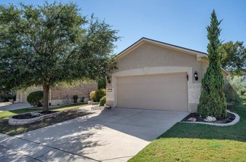 411 Sheldon Lake Dr, Georgetown TX  78633-5470 exterior