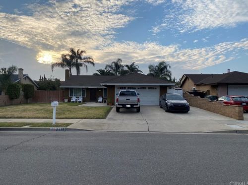 2438 Garfield Pl, Ontario, CA 91761-6137