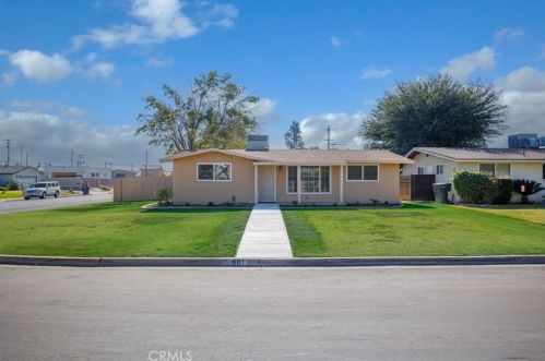 901 Mammoth Ave, Bakersfield, CA 93308-4105
