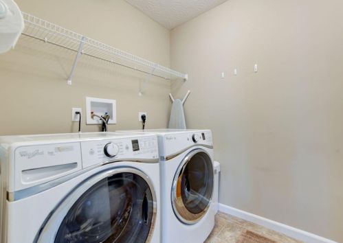 4826 Lakeview Ct, South Lebanon OH  45065-1458 exterior