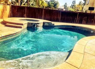 8509 Cabin Pl, Riverside, CA 92508-7118