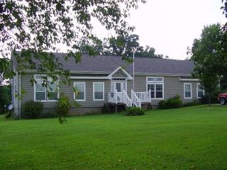 1591 Radio Rd, Almo KY  42020-9405 exterior