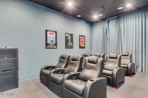 3302 7th St, Phoenix AZ 85014-5445 exterior