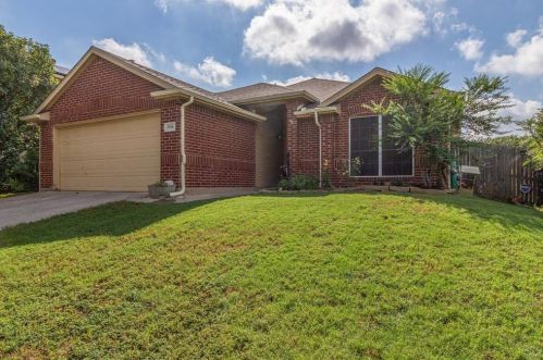 5016 Prestwick Dr, Fort Worth TX  76135-1419 exterior