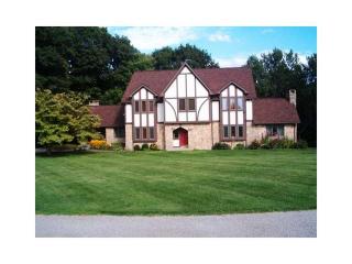 537 Marwood Rd, Cabot, PA 16023-9526
