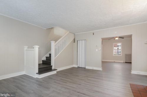 2315 Penn St, Harrisburg PA  17110-1046 exterior