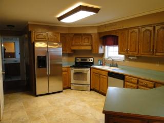 74 Santana Dr, Glendale, KY 42701-8937