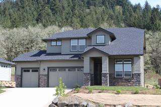 787 Mountaingate Dr, Springfield OR  97478-7750 exterior