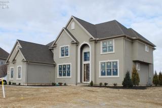 3119 Alexandrias Dr, Sandusky, OH 44870-5992