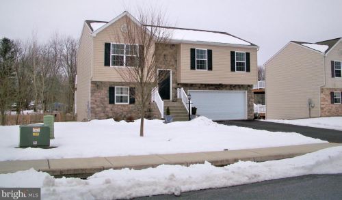 157 Penn Oak Dr, Falmouth, PA 17502-9371