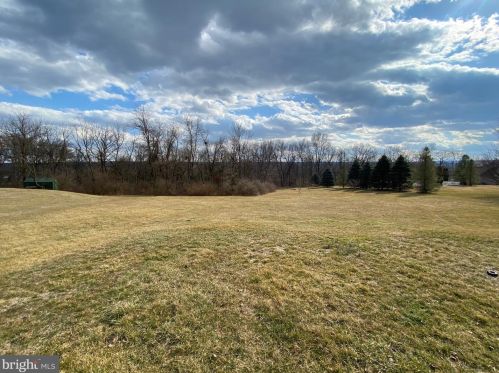 38 Millers Rd, Schuylkill Haven PA  17972-9387 exterior