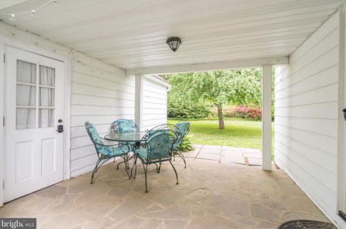 501 Rosedale Dr, Pottstown PA  19464-2909 exterior