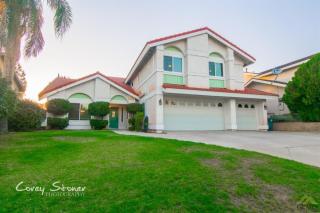 2504 Vyn Dr, Bakersfield, CA 93306-4663