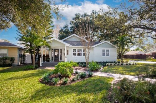4401 10th St, Saint Petersburg, FL 33703-3647