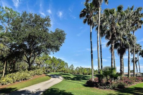 3890 Sawgrass Way, Naples FL  34112-3434 exterior