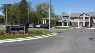 200 Becker Dr, Roanoke Rapids NC  27870-4835 exterior