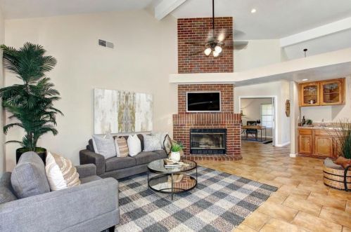 244 Silberhorn Dr, Folsom CA  95630-6743 exterior