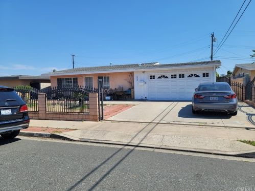 10042 Mallard Dr, Garden Grove, CA 92843-3137