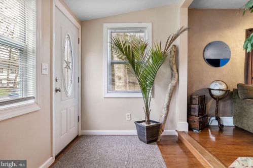 617 2nd Ave, West Deptford NJ  08096-6613 exterior