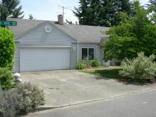 23004 126th Ave, Kent, WA 98031-3669