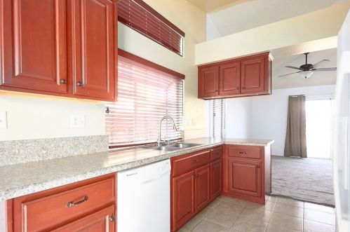 14554 King Canyon Rd, Victorville, CA 92392-6101