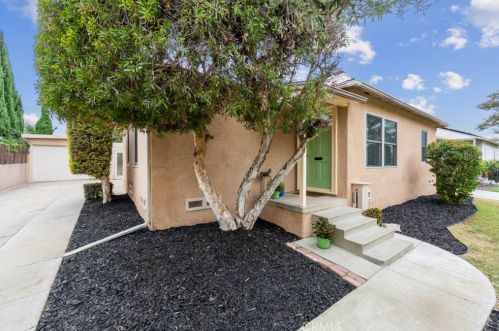4425 Walnut Ave, Long Beach CA  90807-2524 exterior